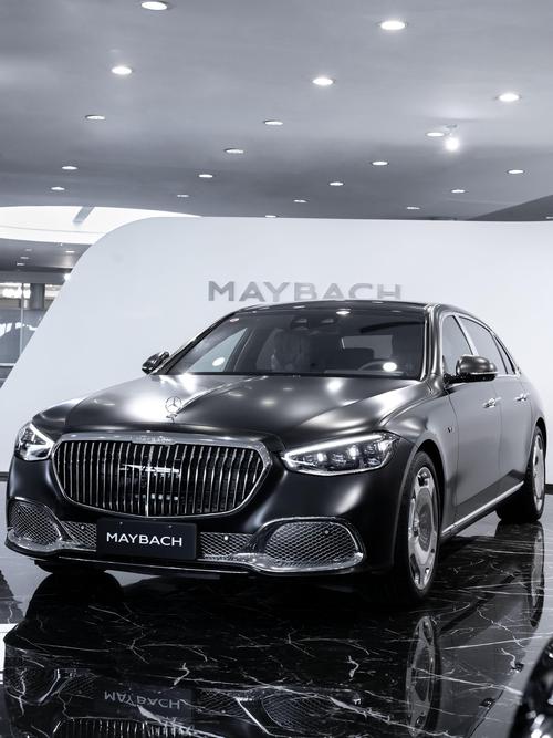 佛山71岚图汽车的售后服务让用户无忧出行，迈巴赫未来的豪华车趋势