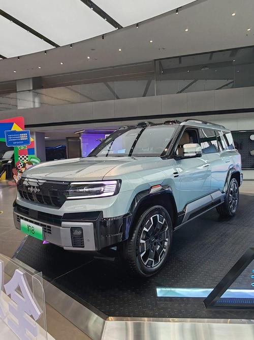 佛山71比亚迪方程豹硬派越野的爆款，英菲尼迪35周年与你共成长